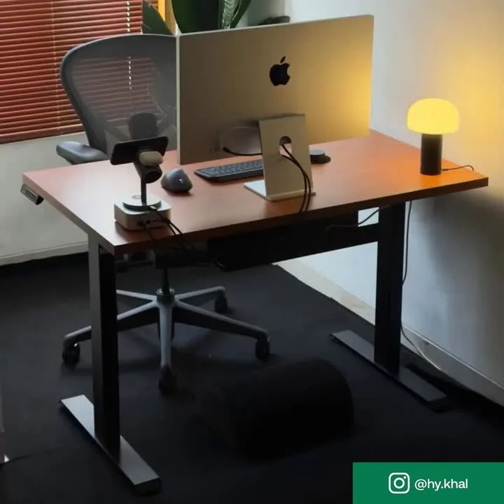 Setup meja kerja Khal